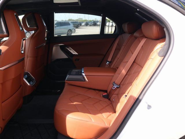 New 2025 BMW 760i xDrive AWD/4WD image 25