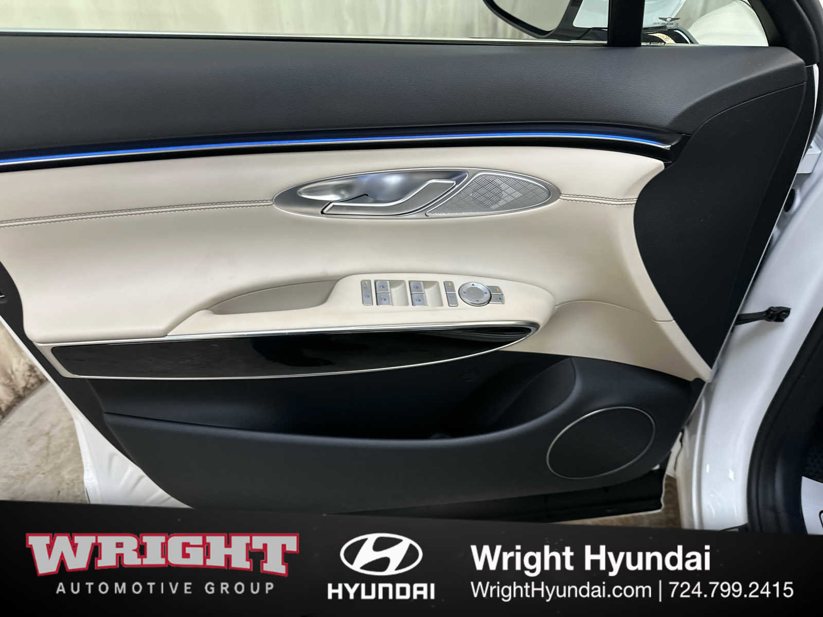 Certified 2026 Genesis GV70 2.5T image 9