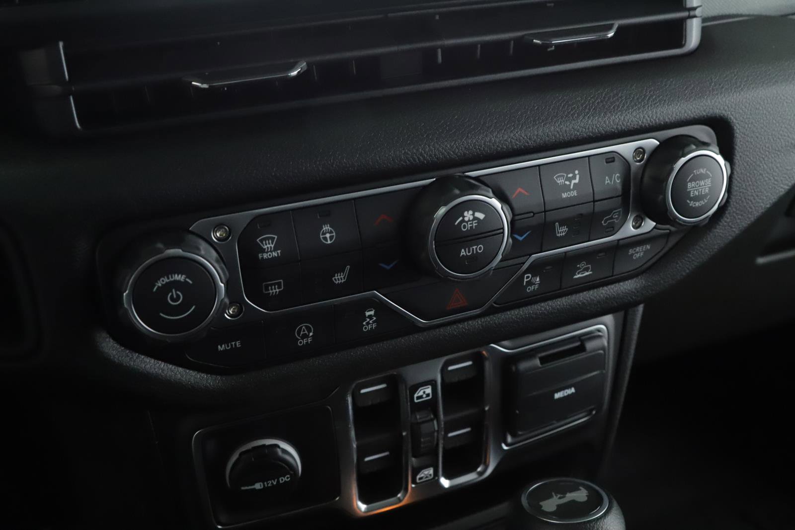 New 2026 Jeep Wrangler Sport S image 14