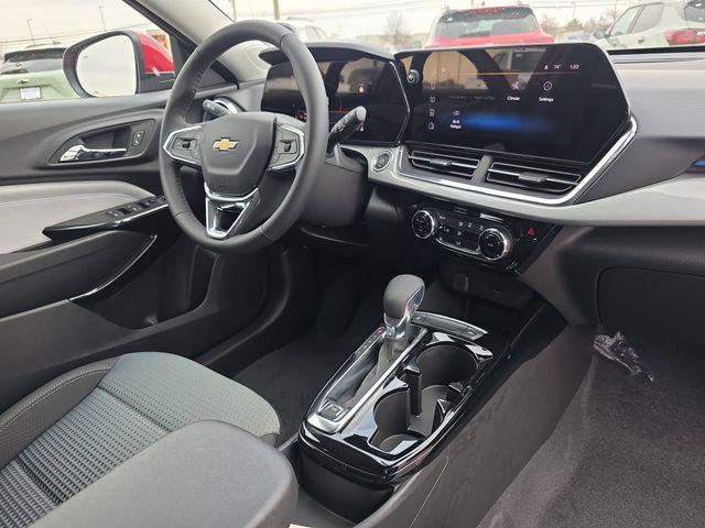 New 2026 Chevrolet Trax LT w/ Driver Confidence Package image 16