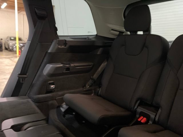 Used 2025 Volvo XC90 B6 Plus AWD/4WD image 82
