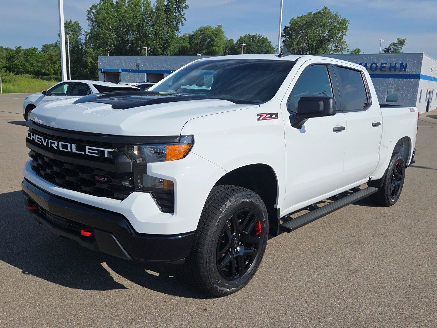Used 2023 Chevrolet Silverado 1500 Custom Trail Boss AWD/4WD image 12