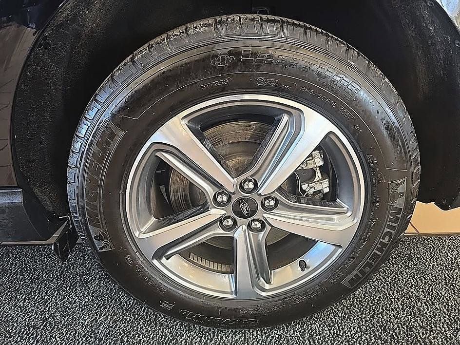 Used 2023 Ford Edge SEL w/ Convenience Package image 41