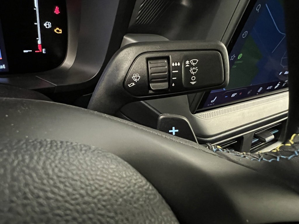 New 2025 Ford Maverick Lobo image 20