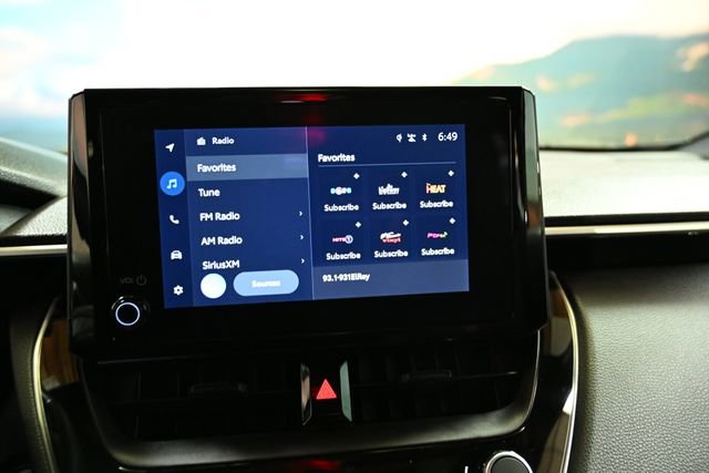 Used 2024 Toyota Corolla Cross AWD Hybrid w/ Moonroof Package image 33