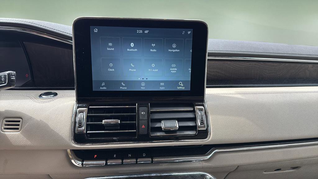 Used 2021 Lincoln Navigator Reserve AWD/4WD image 33