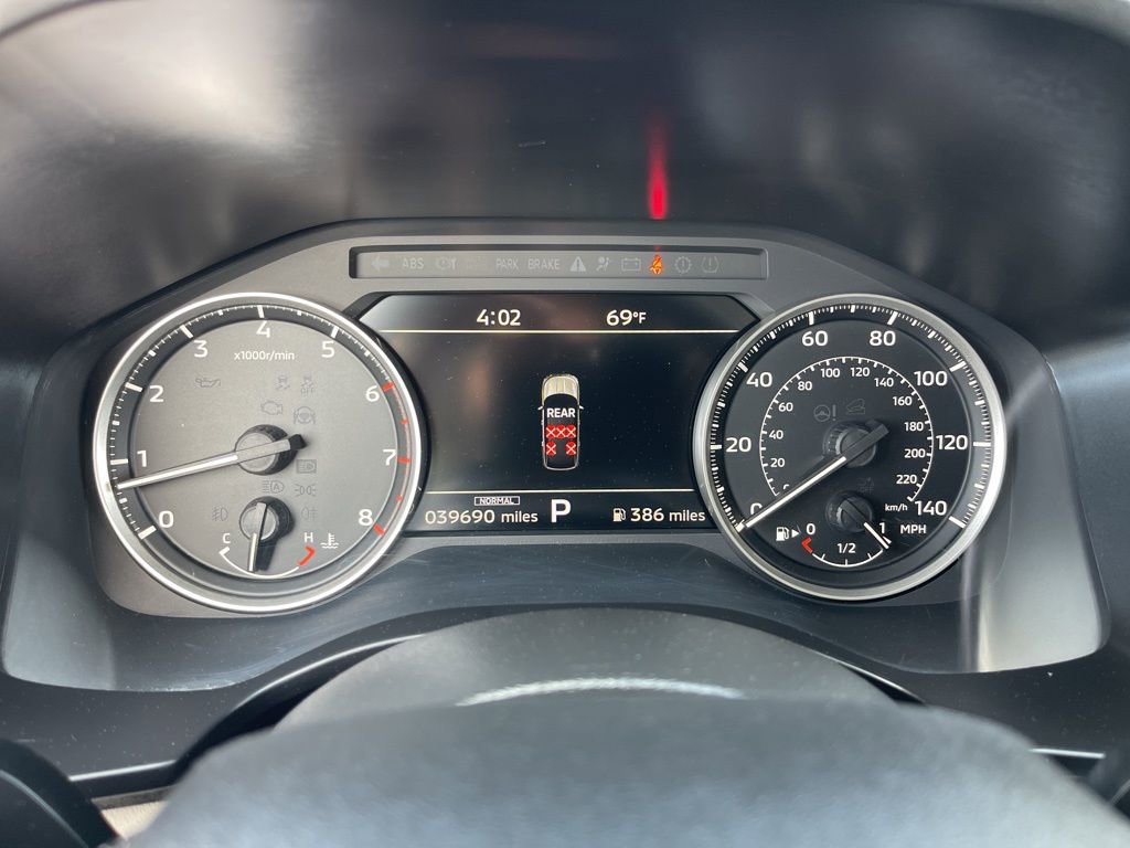 Used 2025 Mitsubishi Outlander SE image 9