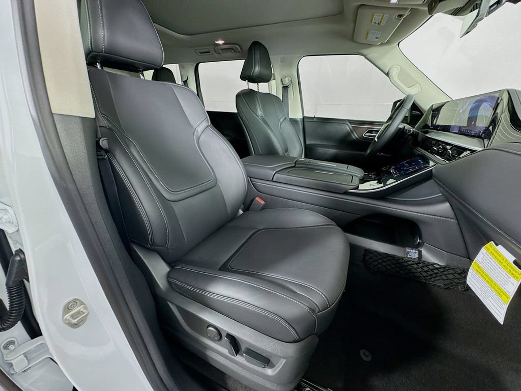 Certified 2026 INFINITI QX80 Pure w/ Cargo Package RWD image 40