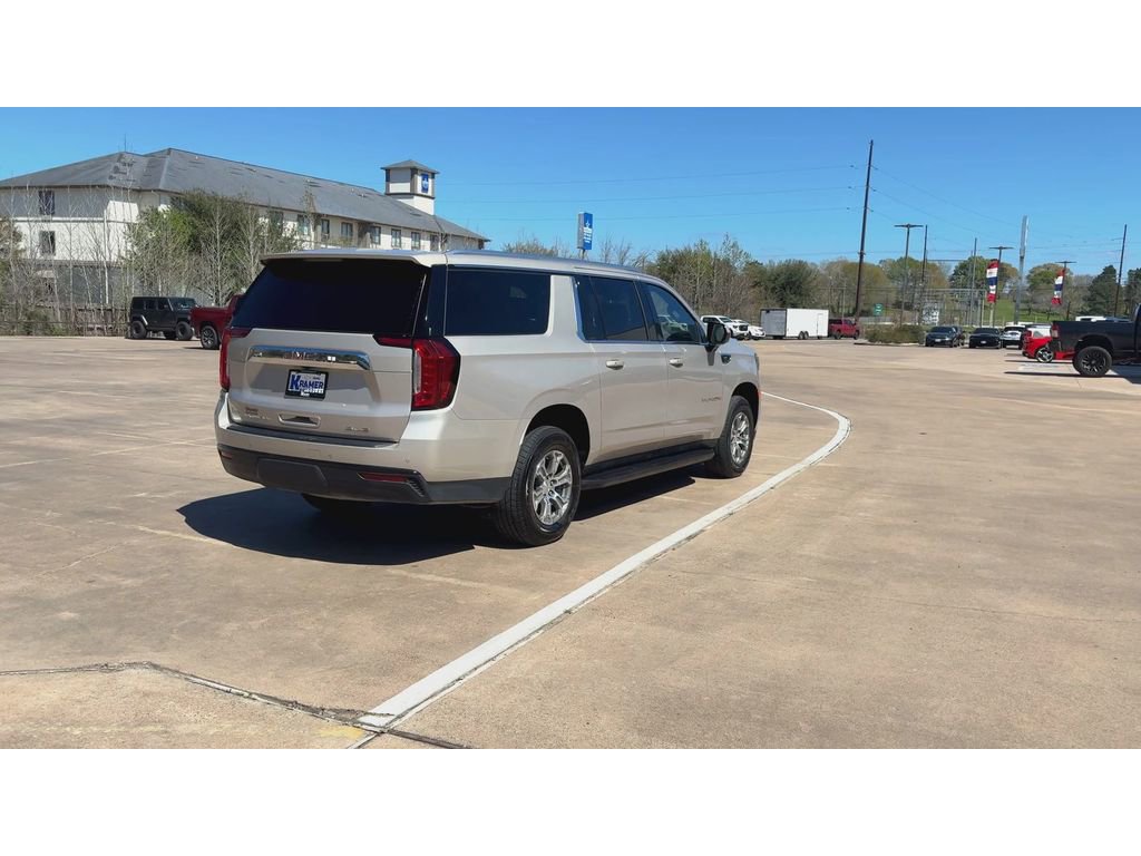 Used 2023 GMC Yukon XL SLE w/ Gmc Pro Safety Plus Package RWD image 8