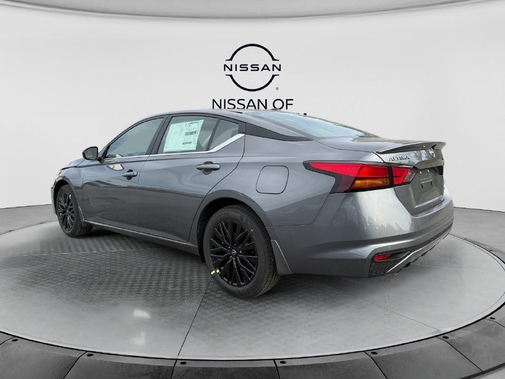 New 2026 Nissan Altima 2.5 SV w/ SV Special Edition Package AWD/4WD image 3