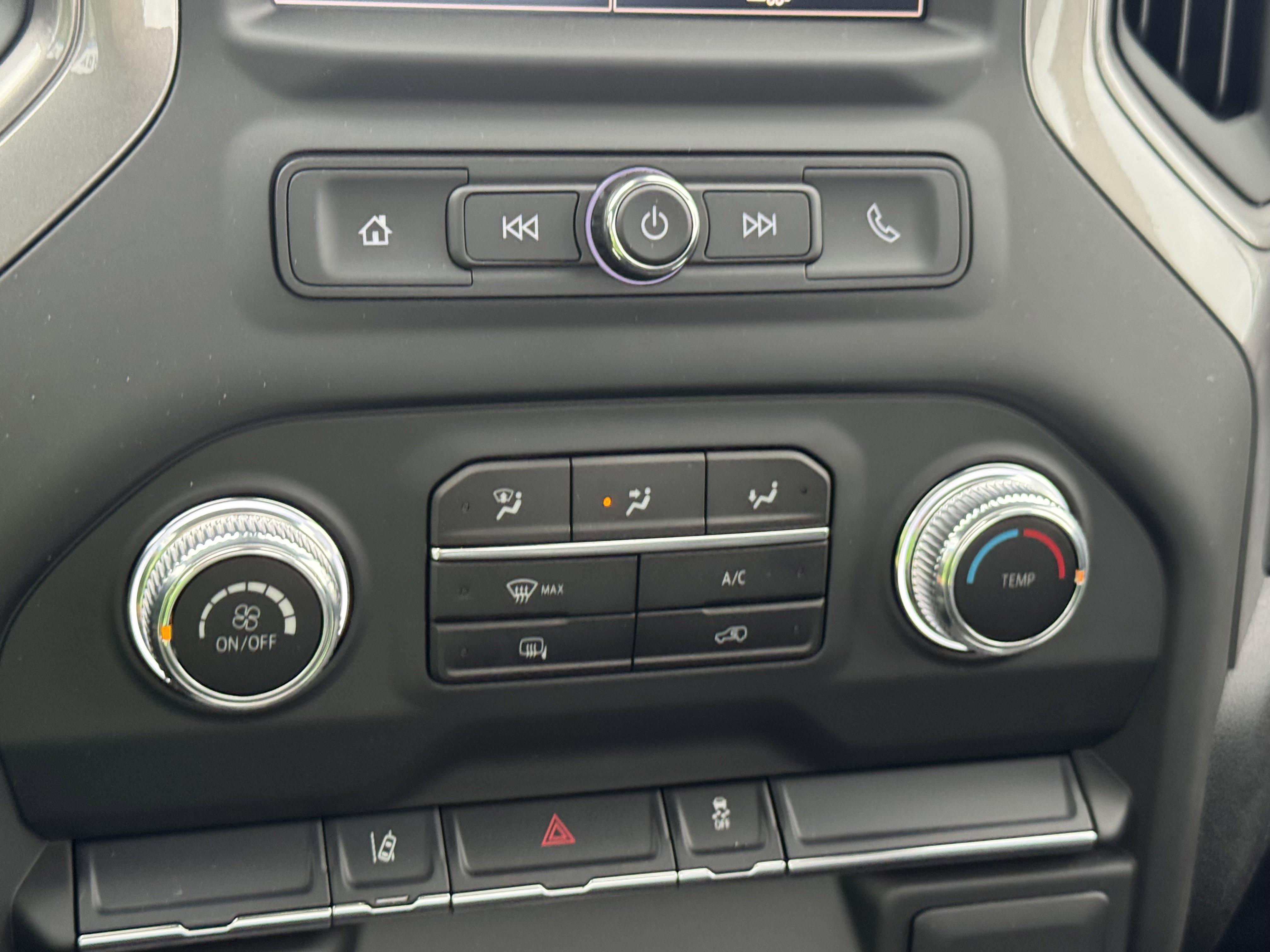 New 2025 GMC Sierra 2500 Pro image 12