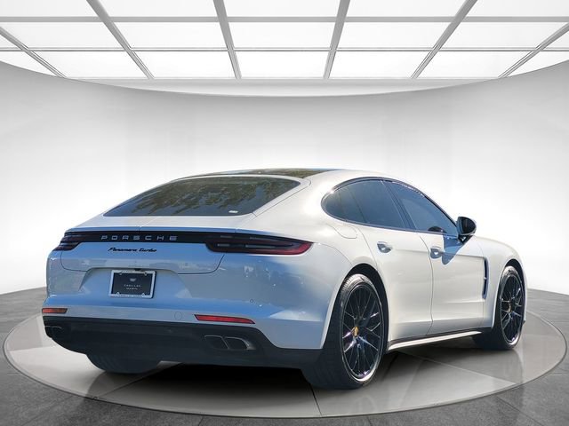 Used 2017 Porsche Panamera Turbo image 5