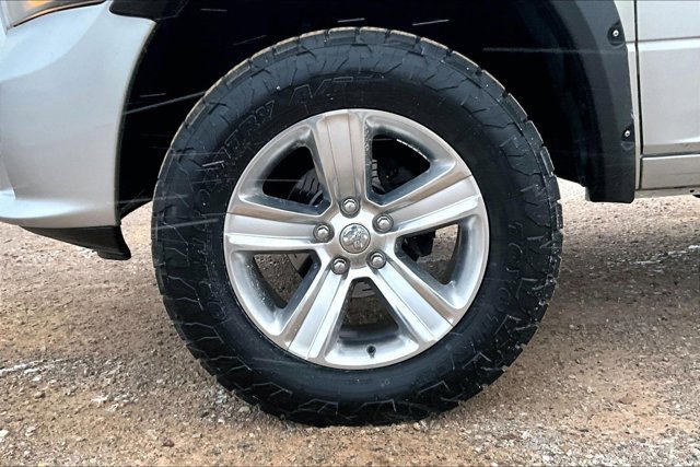Used 2014 RAM 1500 Sport w/ Convenience Group image 31