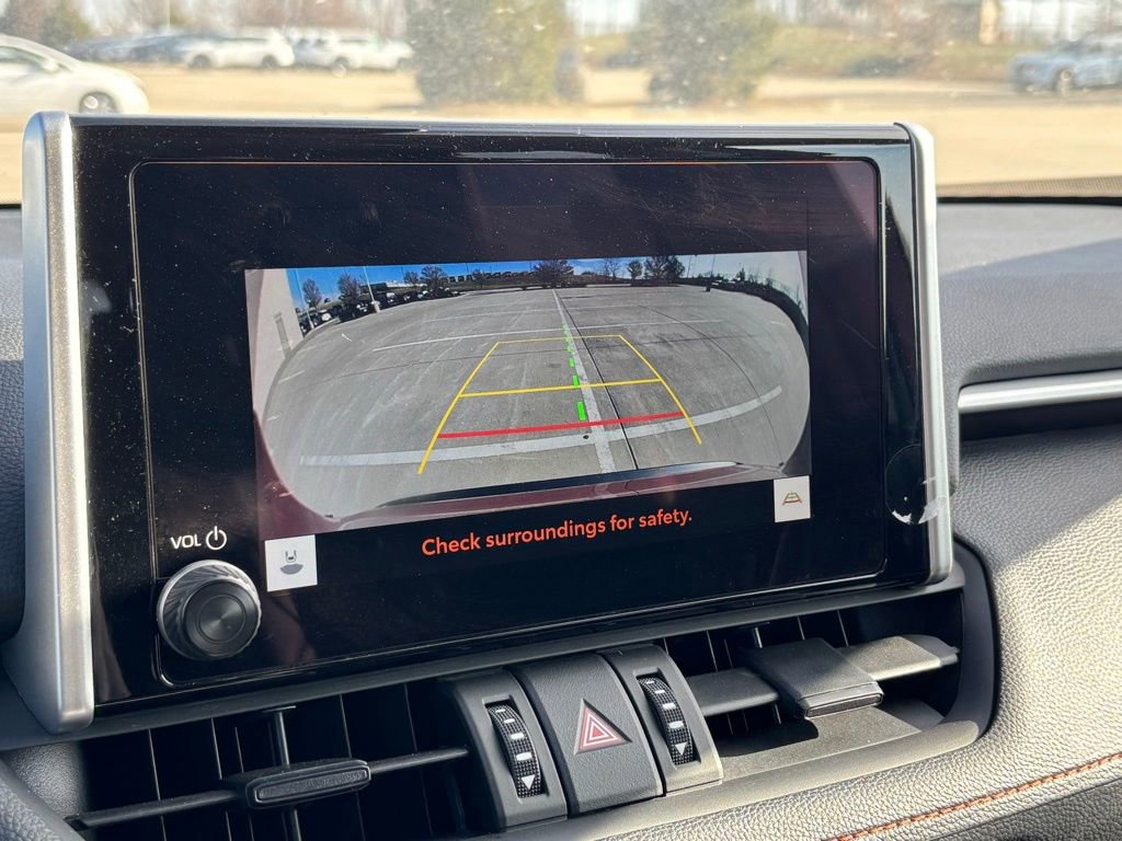 Used 2024 Toyota RAV4 Adventure image 22