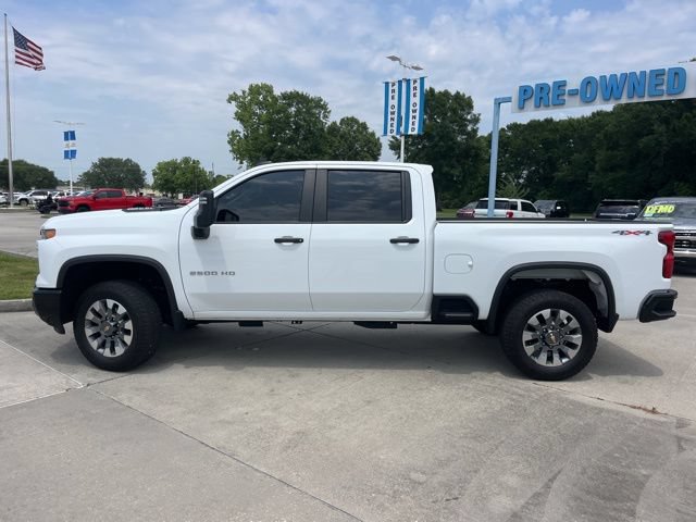 Used 2025 Chevrolet Silverado 2500 Custom AWD/4WD image 4