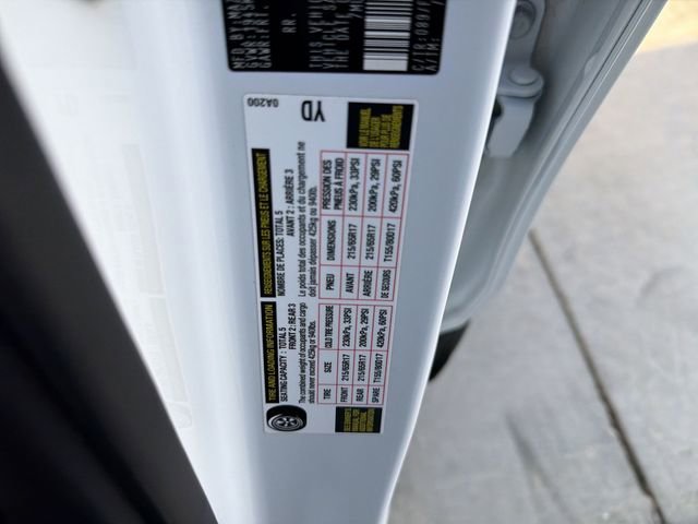 Certified 2025 Toyota Corolla Cross LE w/ Moonroof Package FWD image 35