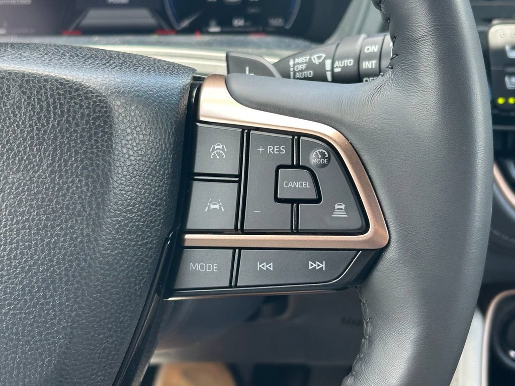 Certified 2024 Toyota Grand Highlander AWD Hybrid image 47