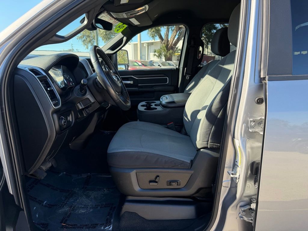Used 2024 RAM 2500 Big Horn image 17