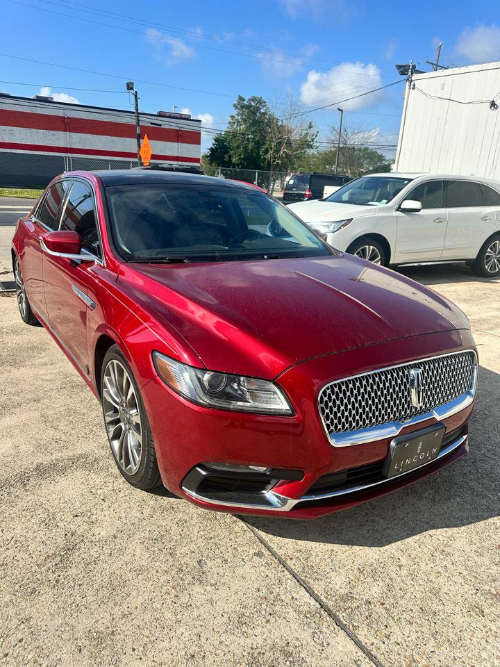 Used 2017 Lincoln Continental Select w/ Climate Package image 2