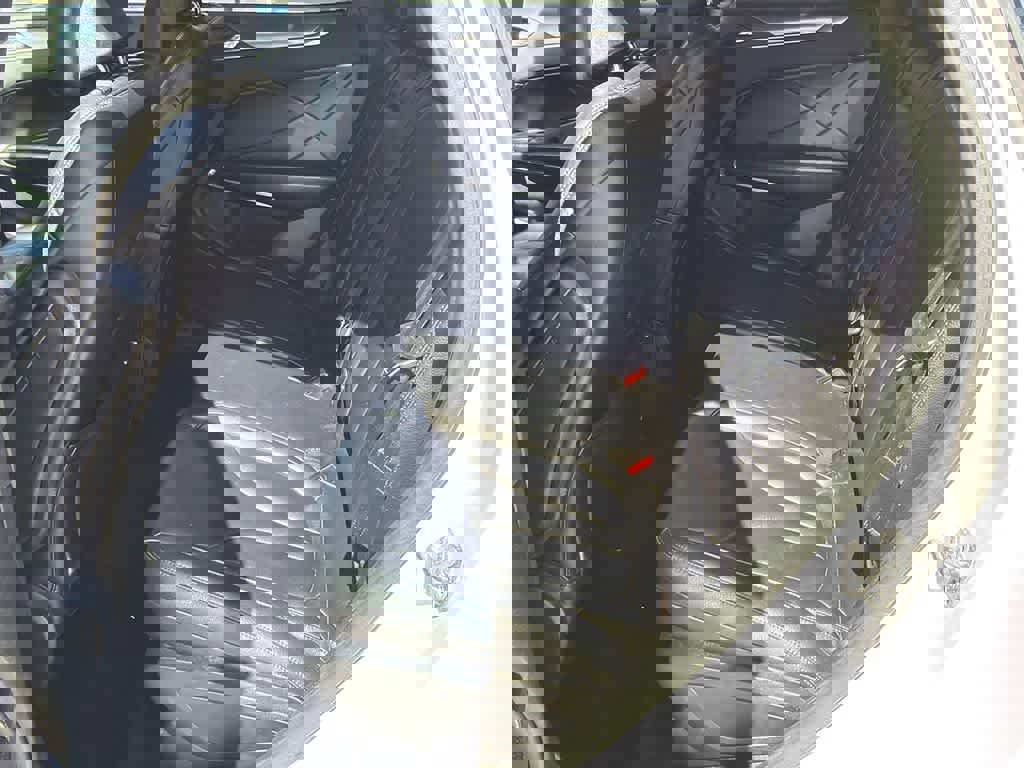 Used 2017 Lincoln MKC Premiere image 18