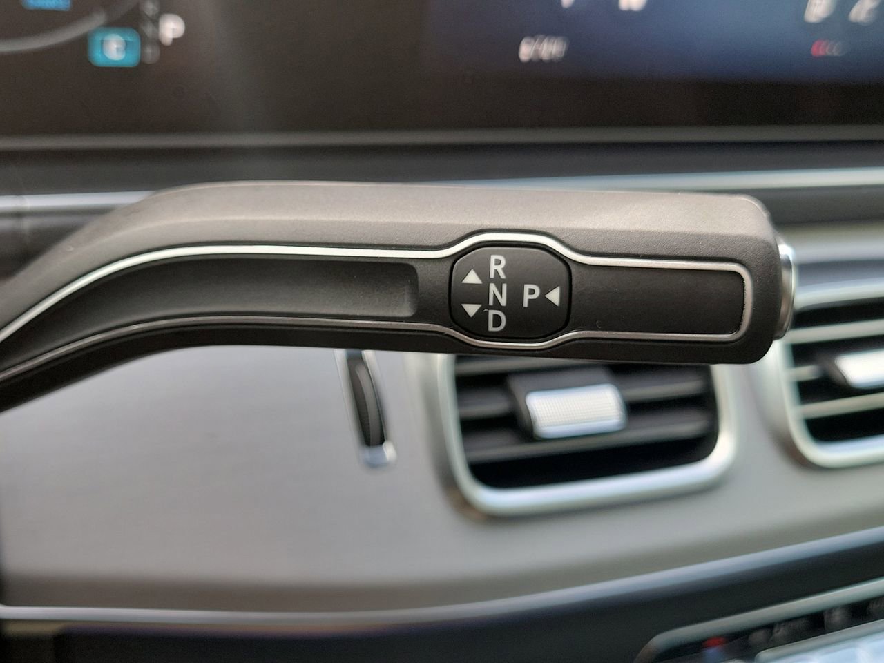 New 2026 Mercedes-Benz GLE 580 4MATIC image 30