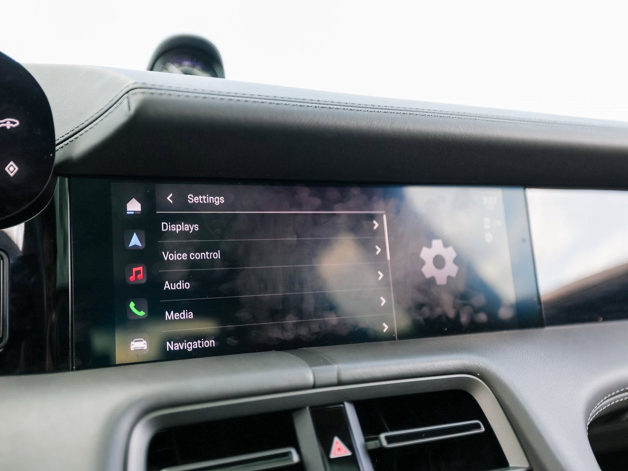 Certified 2021 Porsche Taycan Turbo S image 18