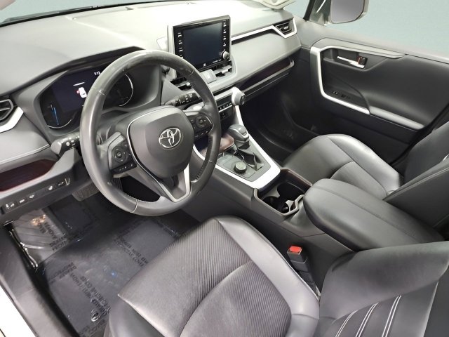 Used 2019 Toyota RAV4 Limited w/ Limited Grade Weather Package image 25