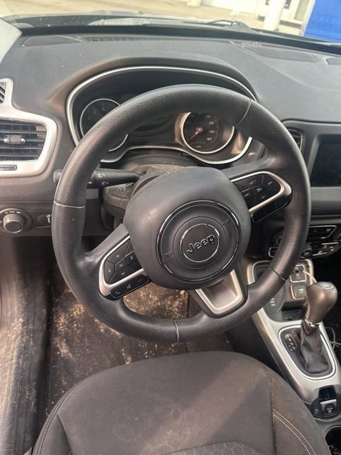 Used 2018 Jeep Compass Sport w/ Tech Group image 9