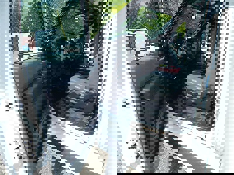 Used 2012 Ford F550 2WD Regular Cab Super Duty w/ Payload Upgrade Pkg image 14