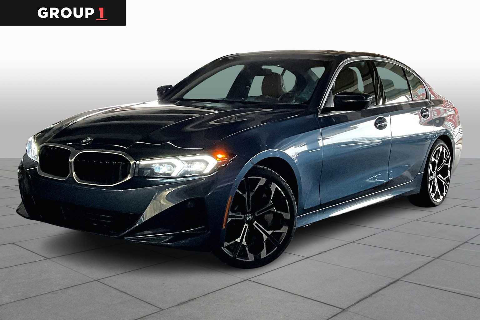 Certified 2025 BMW 330i Sedan image 1