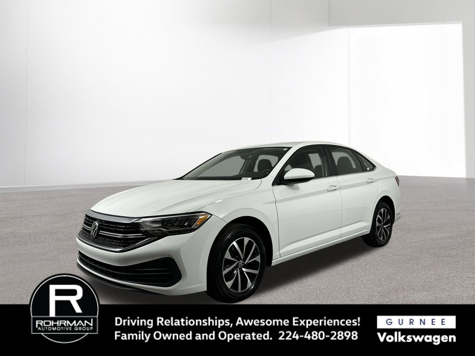 Used 2023 Volkswagen Jetta S image 1