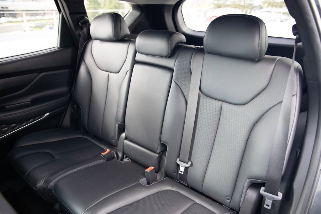 Used 2023 Hyundai Santa Fe SEL Premium image 15