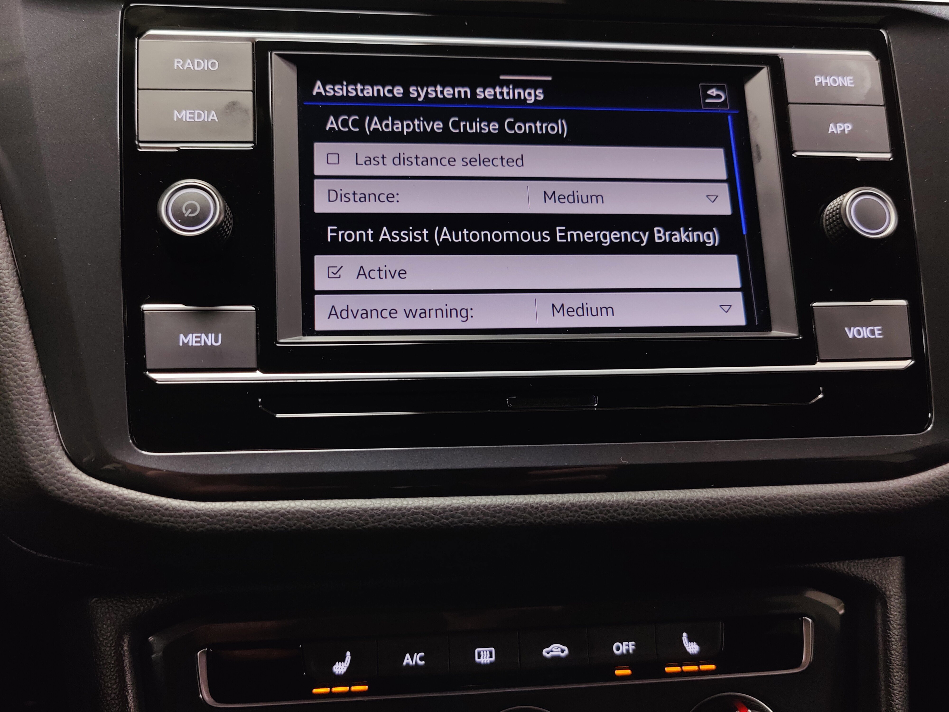 Certified 2023 Volkswagen Tiguan S w/ Driver Assistance Package AWD/4WD image 19