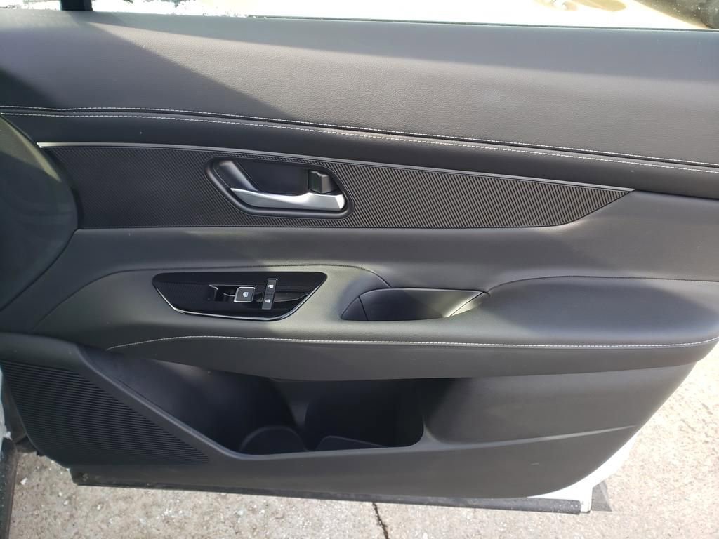 Certified 2025 Nissan Murano SV AWD/4WD image 26