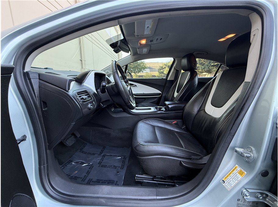 Used 2012 Chevrolet Volt Premium w/ Premium Trim Package image 11