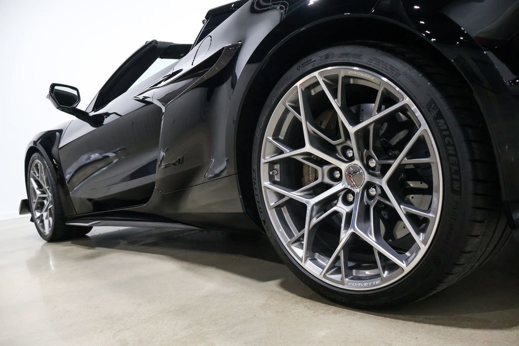 Used 2026 Chevrolet Corvette ZR1 w/ ZR1 Carbon Fiber Aero Package image 27