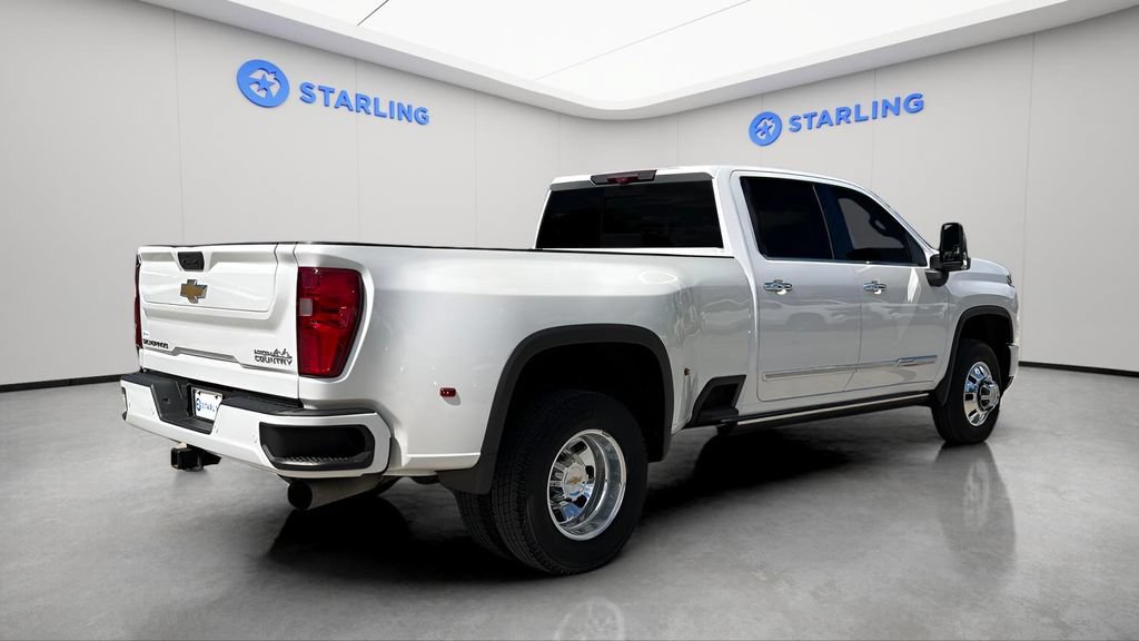 Certified 2024 Chevrolet Silverado 3500 High Country w/ High Country Premium Package AWD/4WD image 10