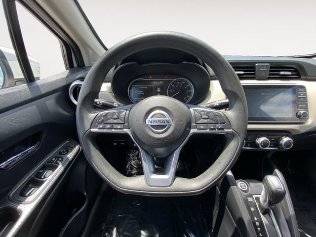 Used 2021 Nissan Versa SV image 12