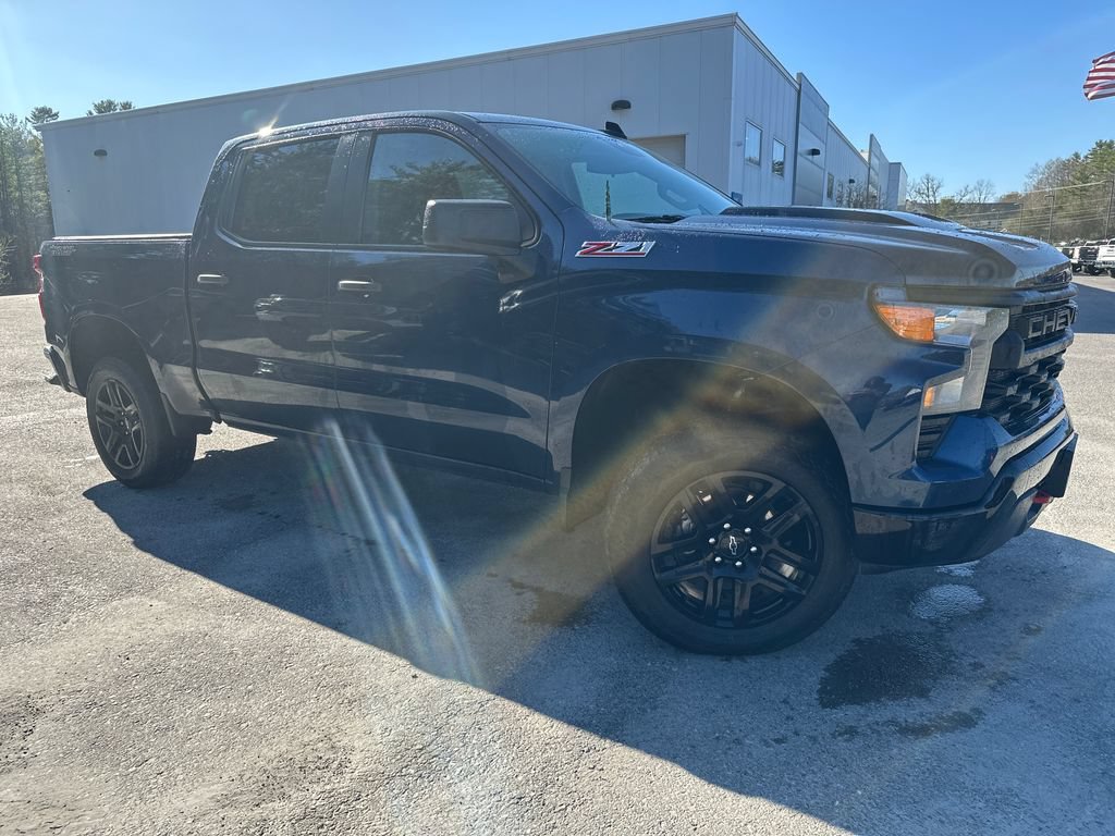 Used 2023 Chevrolet Silverado 1500 Custom Trail Boss AWD/4WD image 7