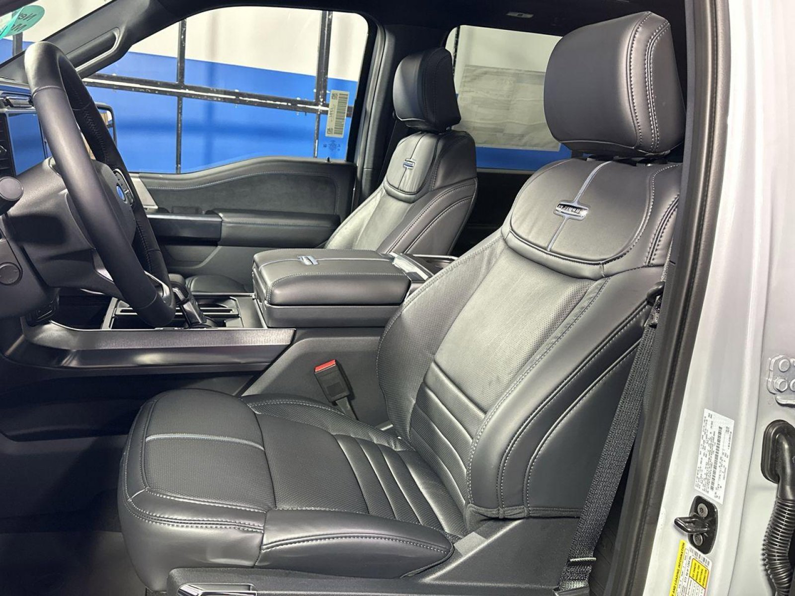 New 2025 Ford F150 Platinum w/ Equipment Group 702A High image 12