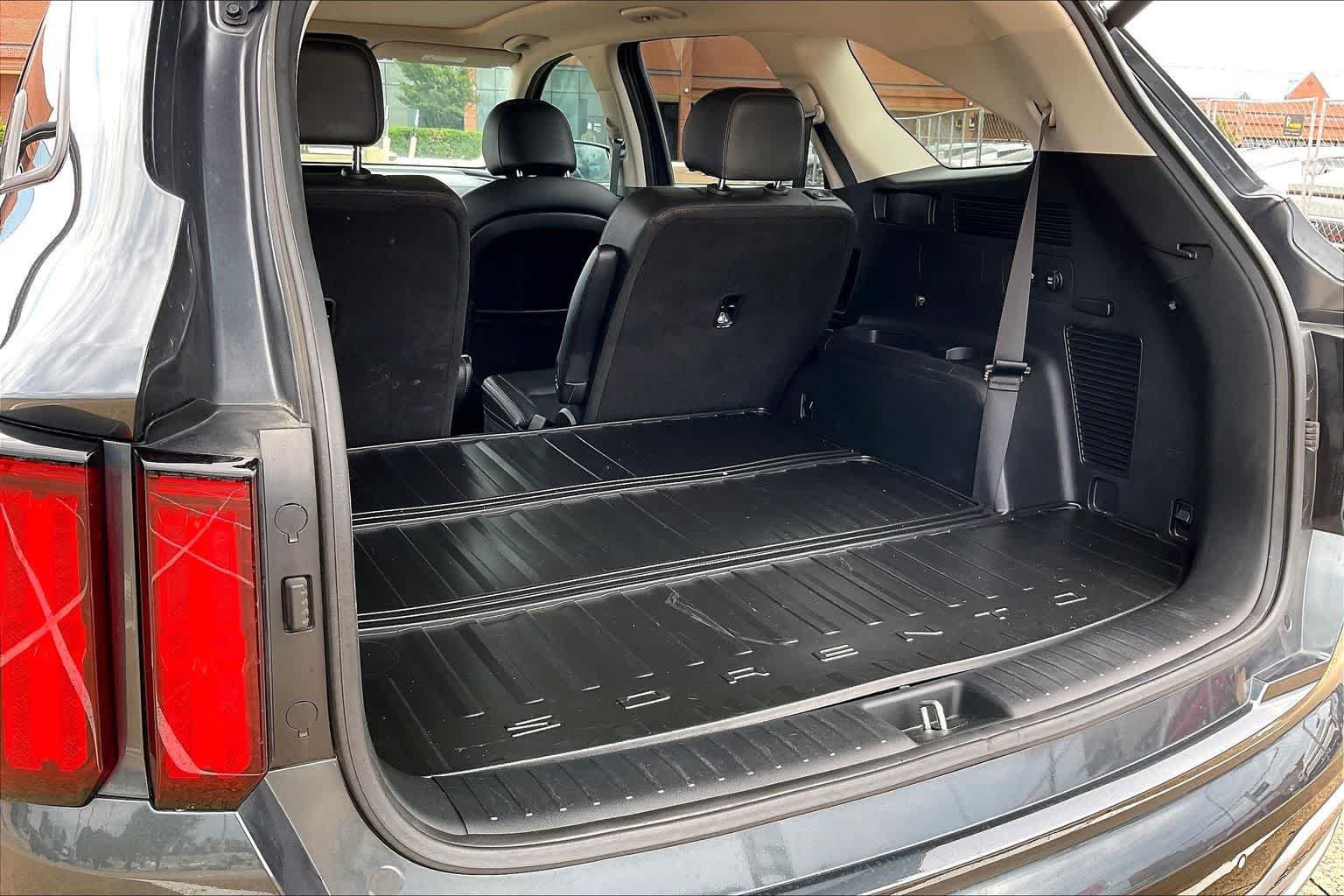 Certified 2023 Kia Sorento SX AWD/4WD image 17