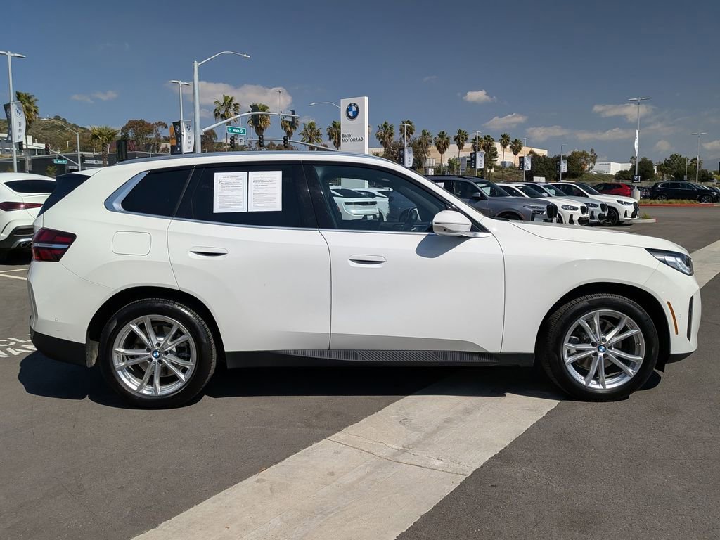 Used 2025 BMW X3 xDrive30i w/ Premium Package image 3