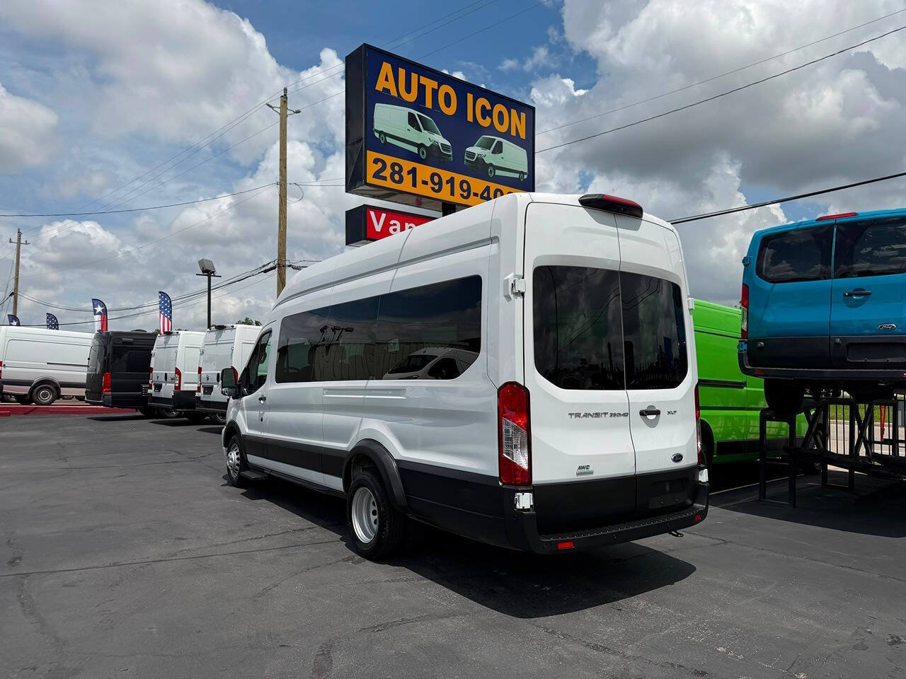 Used 2023 Ford Transit 350 XLT AWD/4WD image 2