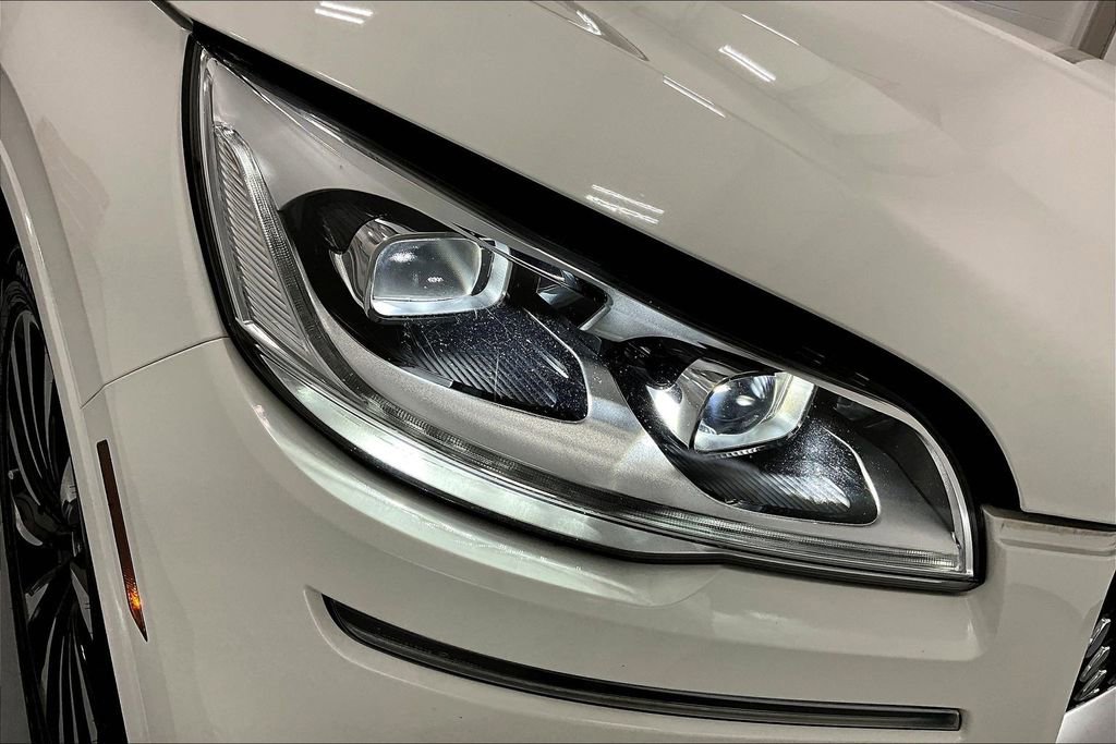 Used 2020 Lincoln Aviator Black Label Grand Touring w/ Class IV Trailer Tow Package image 39