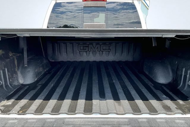 Used 2018 GMC Sierra 1500 SLT AWD/4WD image 7