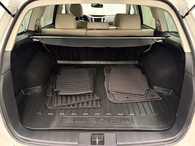 Used 2012 Subaru Outback 2.5i Limited AWD/4WD image 6