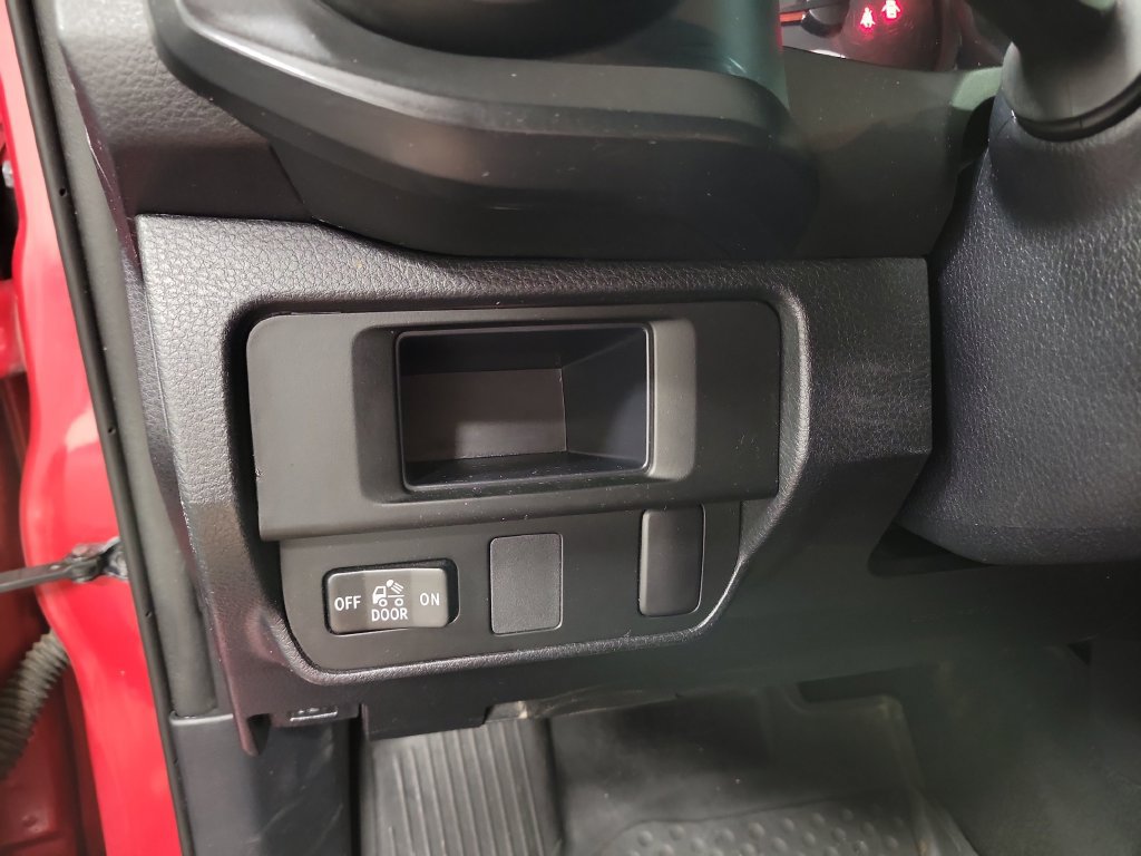 Used 2017 Toyota Tacoma SR w/ Tow Package AWD/4WD image 28