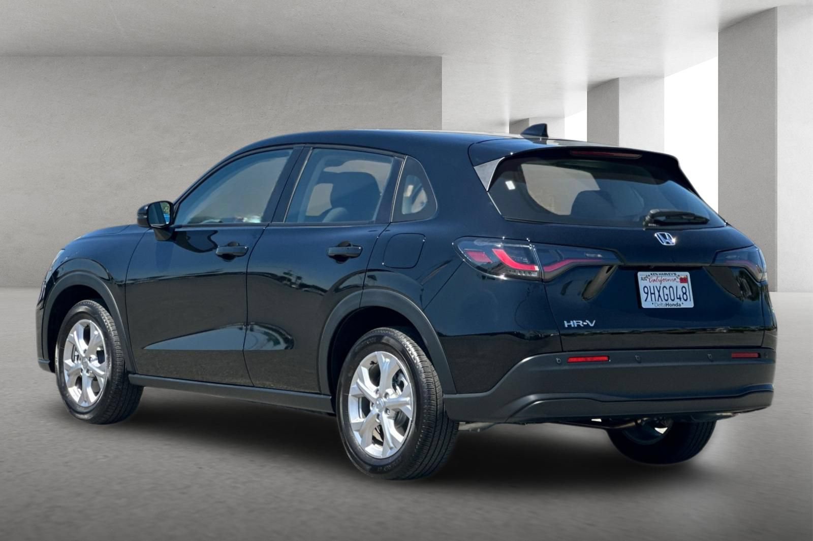 Used 2024 Honda HR-V LX image 6