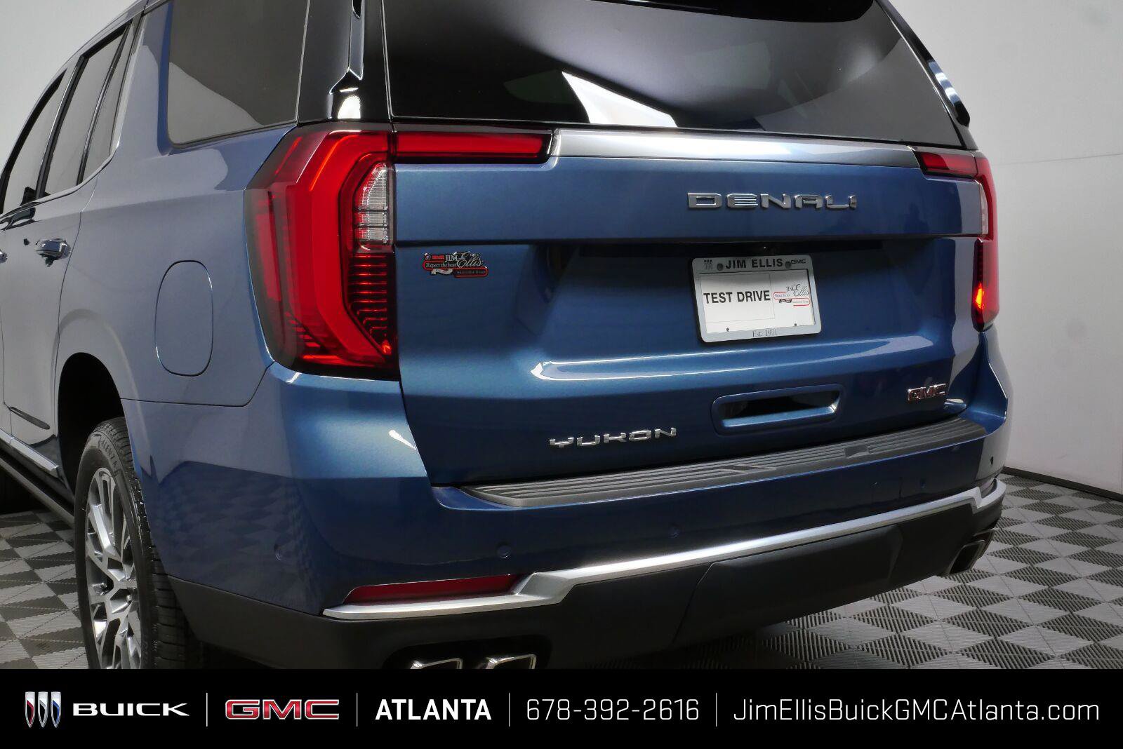 New 2026 GMC Yukon Denali w/ Sun & Power Step Package AWD/4WD image 33