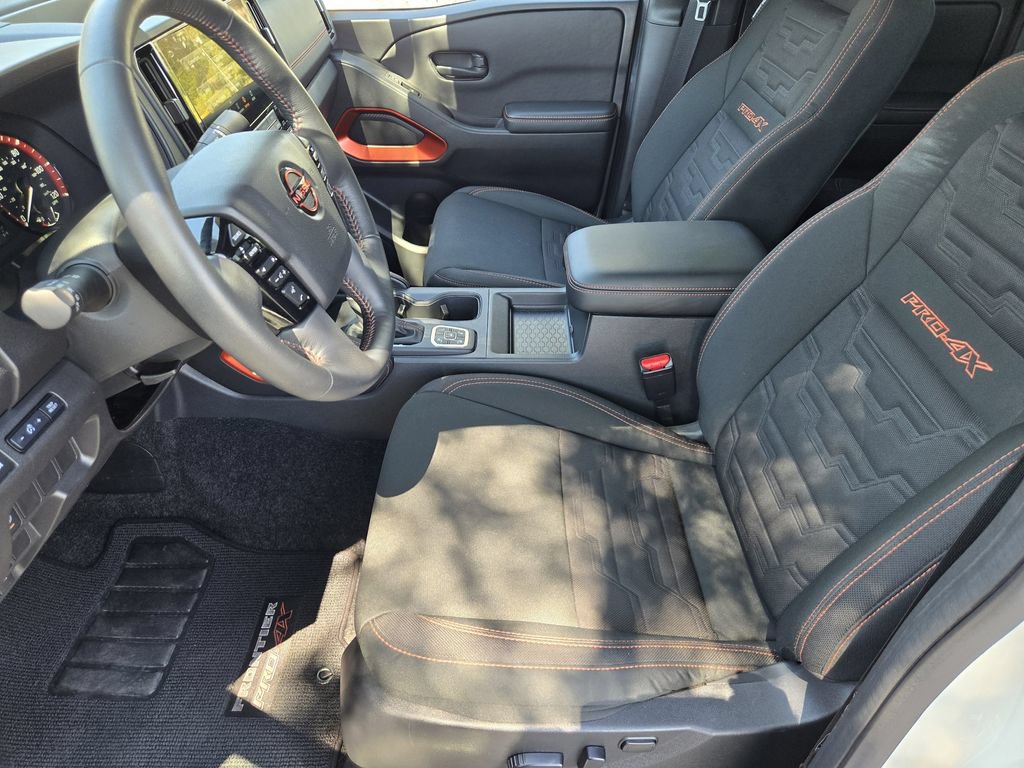 Used 2026 Nissan Frontier PRO-4X AWD/4WD image 9